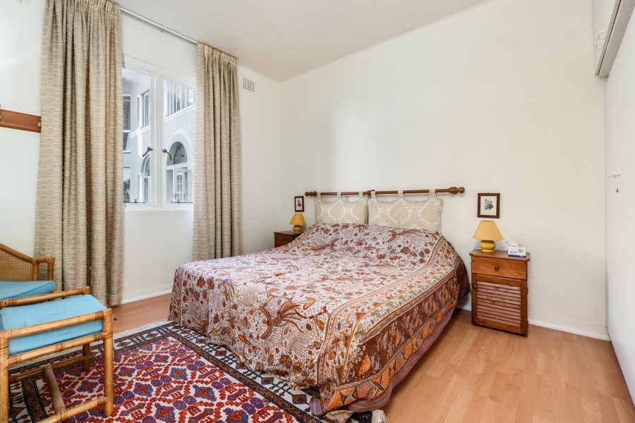 2 Bedroom Property for Sale in Sea Point Western Cape